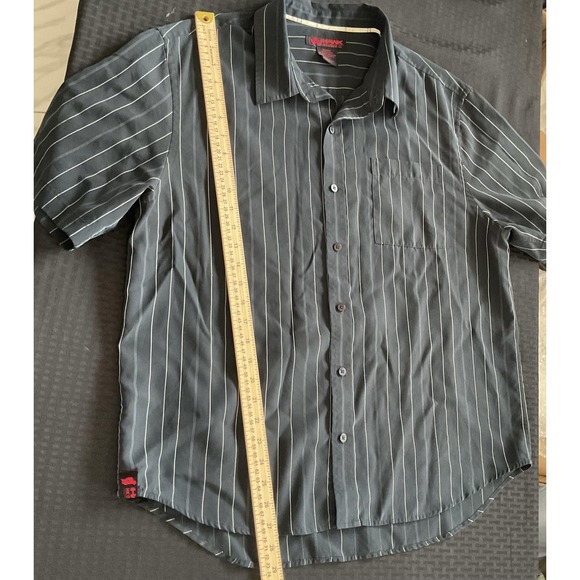 Hawk Shirt Mens Large Black Striped Short Sleeve Button Up Casual Pinstripe - Picture 5 of 7